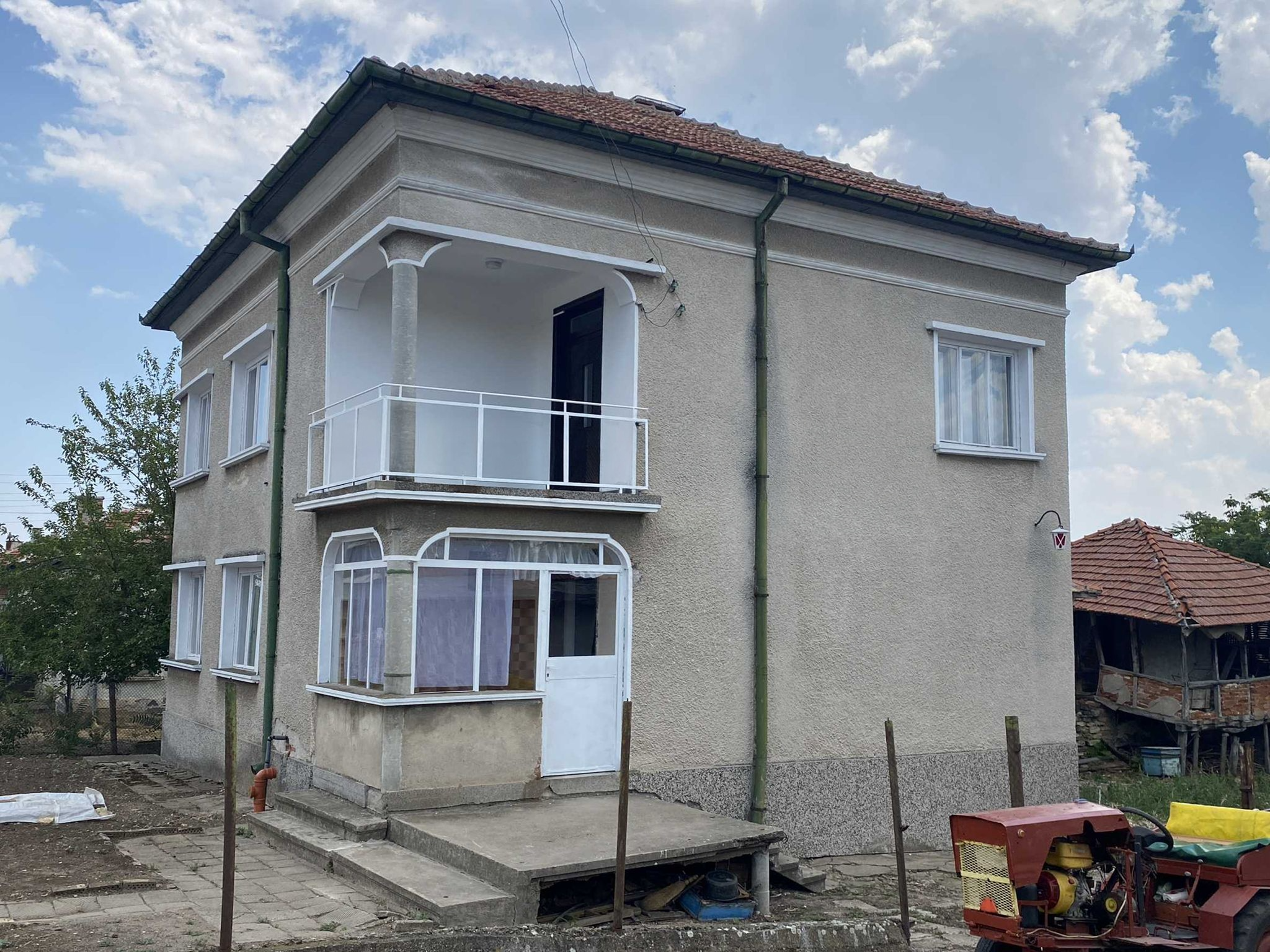 A modern family home consisting of 7 rooms - Image 6